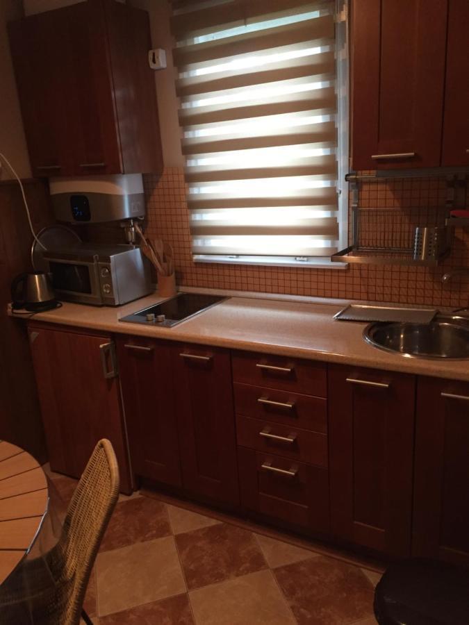 Oeroekzoeld Apartmanok Балатонфеньвеш Экстерьер фото